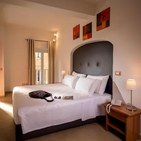 Suite Artis Barberini-3