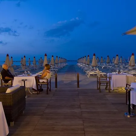 Gallia Club Hotel-3