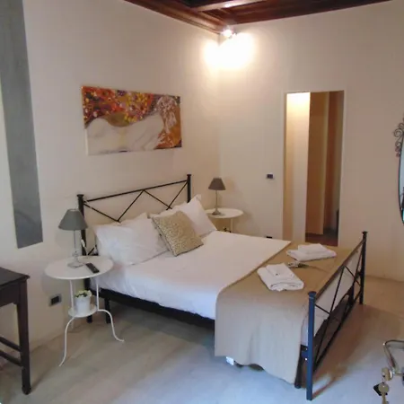 Bargello Guest House-3