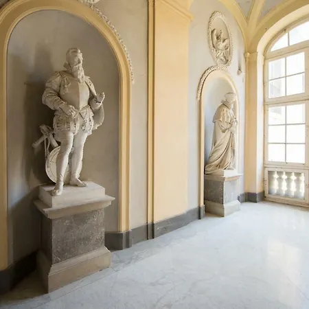 Palazzo Doria d'Angri Suites-2