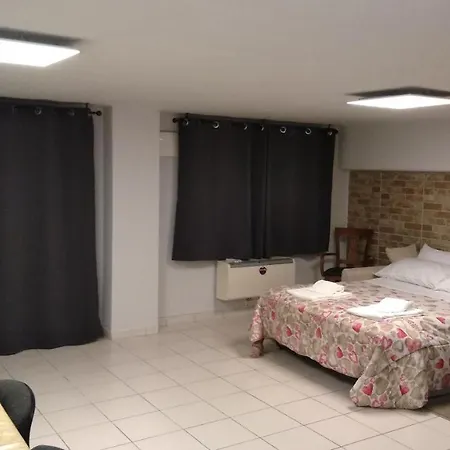 Monolocale Via Leopardi-3