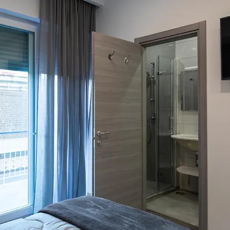 B&B Amica geniale-3