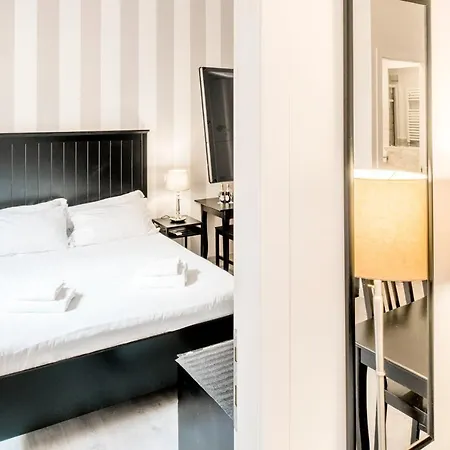 Piazza Cavour Suite-3