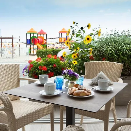 Hotel Riviera-3