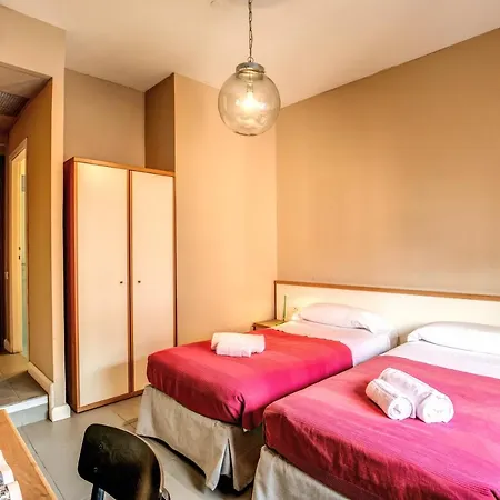 City Guest House-2