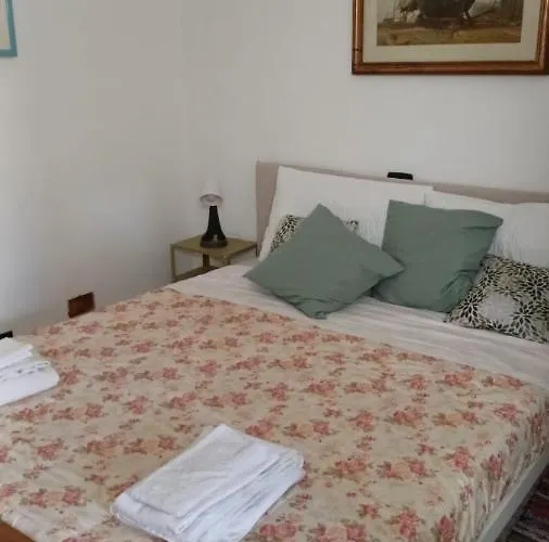 Apartment Metro Tor Di Valle Roma