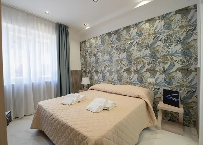 Hotel EconomiciHr Boutique Porto, Napoli Centro, By Clapa Group