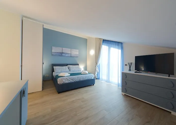 Slow Chic Apartment Beb Policlinico Messina