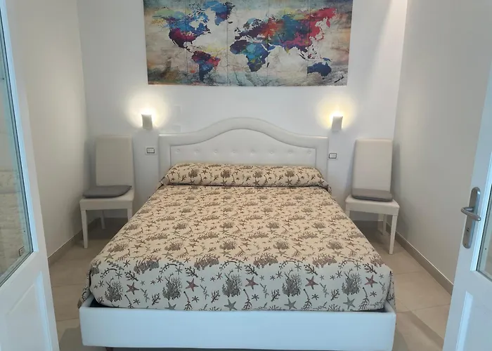 Hotel EconomiciSecret Garden - Suites & Apartments