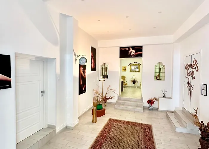 Hotel EconomiciGloves Rooms