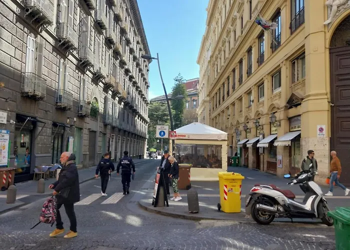 Quartieri Spagnoli Rooms Napoli