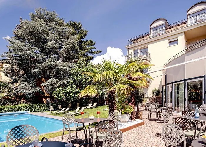 Hotel EconomiciLaurus