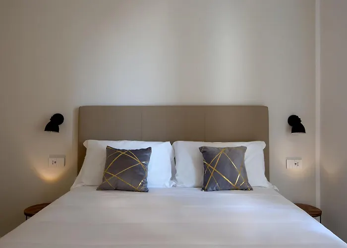 Bed and Breakfast Domus Milone Napoli