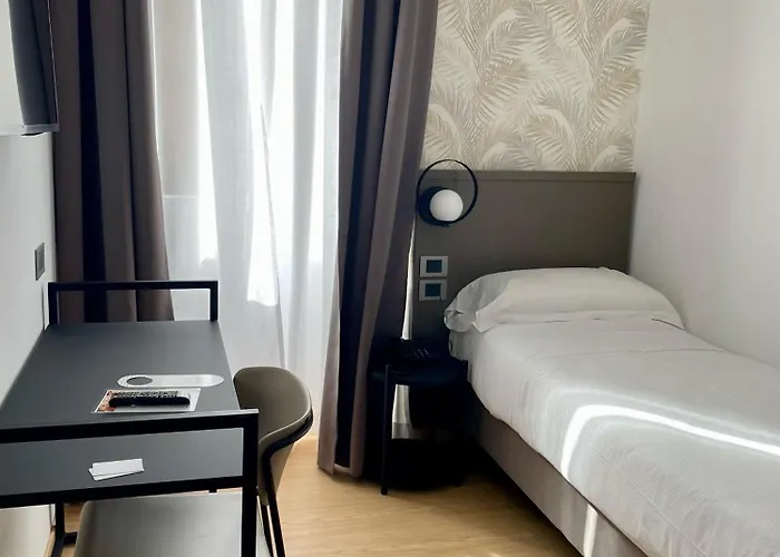Hotel Patria Roma