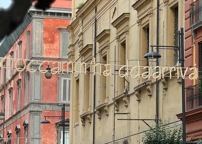 Bed and Breakfast Don Pietro 1927 Napoli