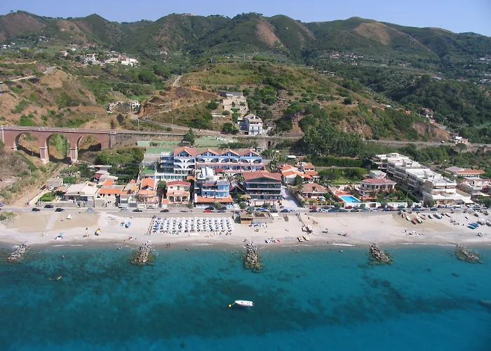 Oasi Azzurra Hotel Village Messina