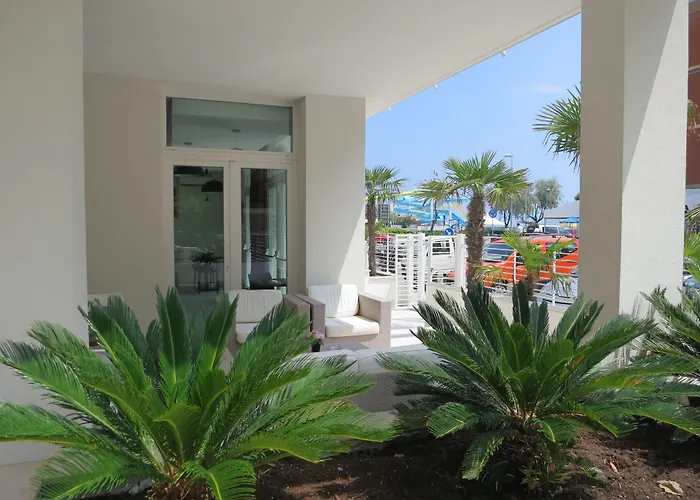 Hotel EconomiciRiva E Mare