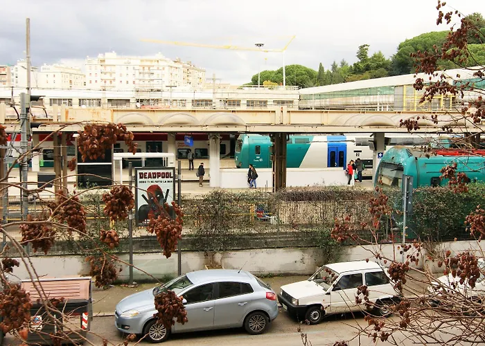 Hotel EconomiciI Love Piramide