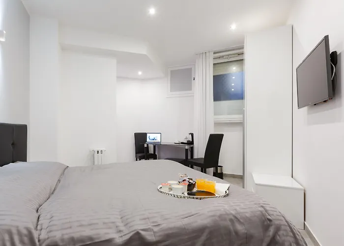 Hotel EconomiciDomus Arena