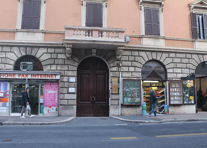 Hotel EconomiciSofia'S Suites Guesthouse