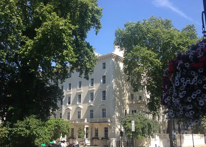 Ostello Holland House Londra