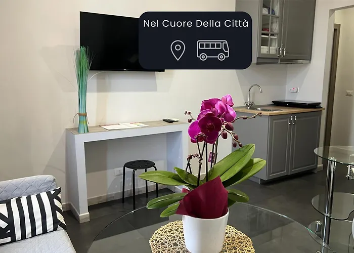 Hotel EconomiciFloor 6 Boutique Rooms By Dot Suites