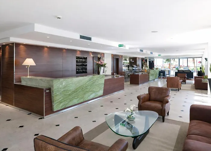 Hotel Regina in spiaggia Rimini