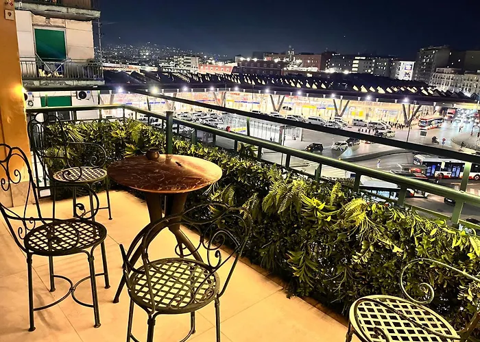 Bed and Breakfast International Garibaldi Napoli
