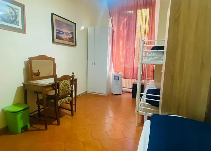 Roma Gondola Guest House