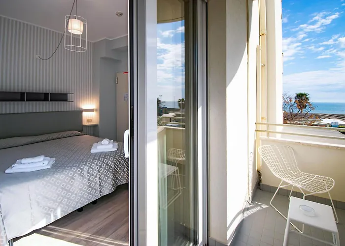 Hotel Brig Fronte Mare Nuova Gestione Riccione