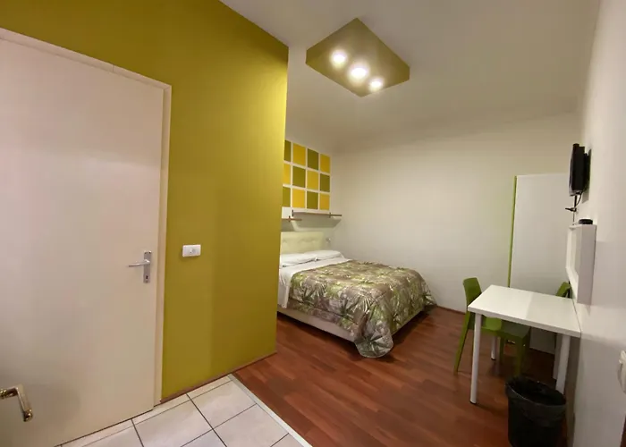 Hotel Leonardo Tourist House Firenze