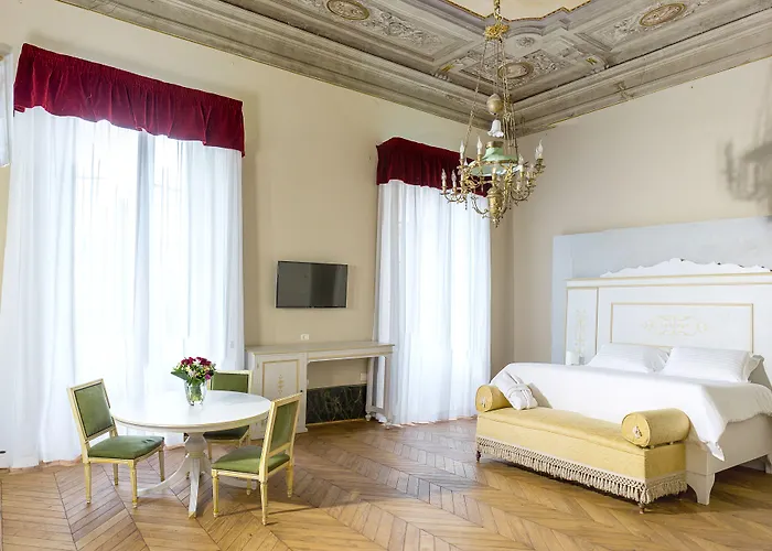 Bed and Breakfast Palazzo D'Oltrarno - Residenza D'Epoca Firenze