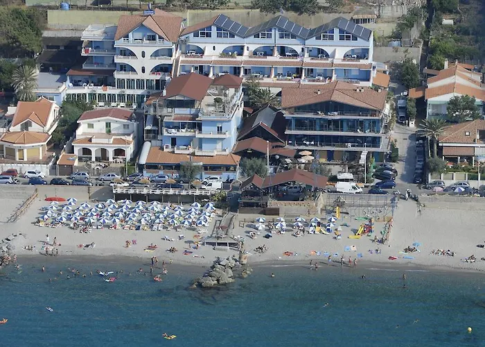 Oasi Azzurra Hotel Village Messina