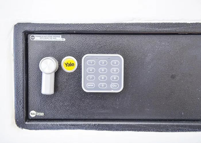 Hotel EconomiciAdelina Guesthouse